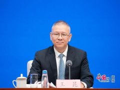 地党委、加大投入